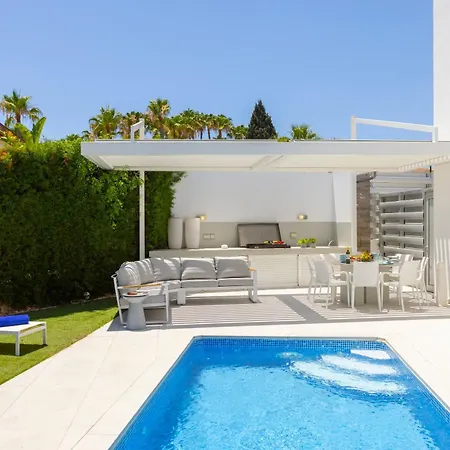 Piera By The Sea Villa *