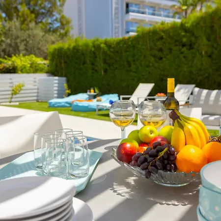 Piera By The Sea Villa *