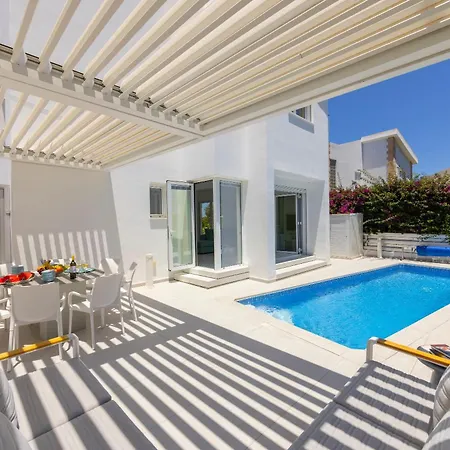 Piera By The Sea Villa